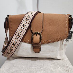 Ana crossbody